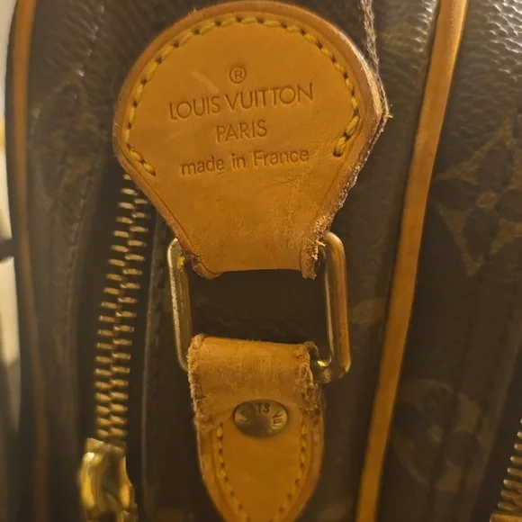 Louis Vuitton Monogrammed Reporter Bag PM - Picture 7 of 14